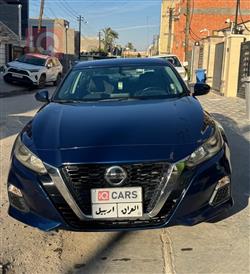 نيسان ألتيما